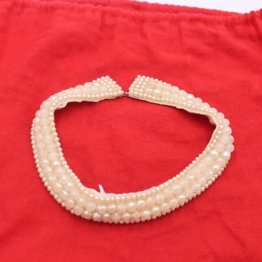 Vintage Japan Faux Pearl Choker Collar Necklace Patina White Beaded 13 Inch
